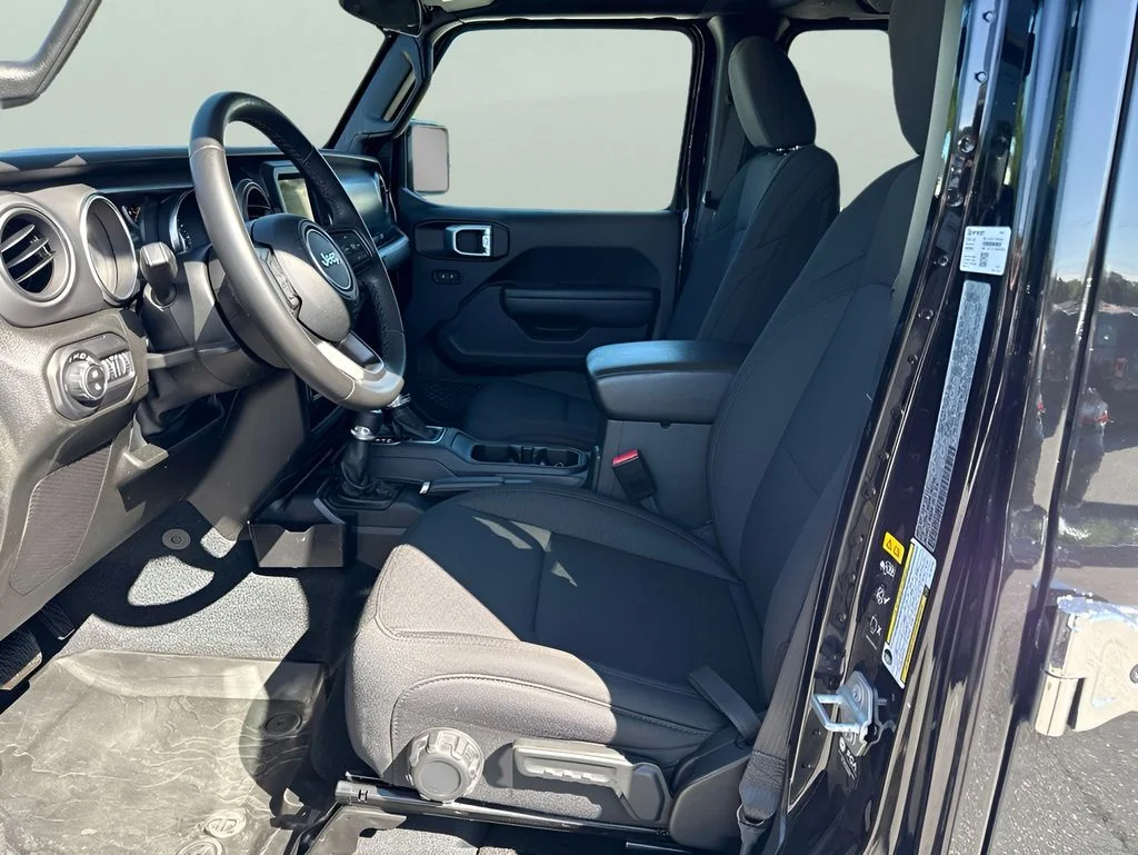 Used 2022 Black Jeep Sport image 7