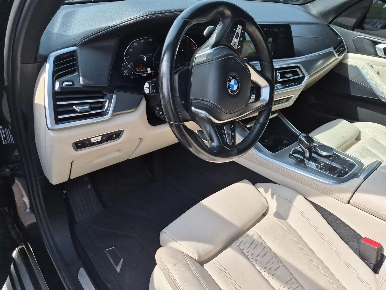 Used 2021 Black Sapphire Metallic BMW xDrive40i image 19