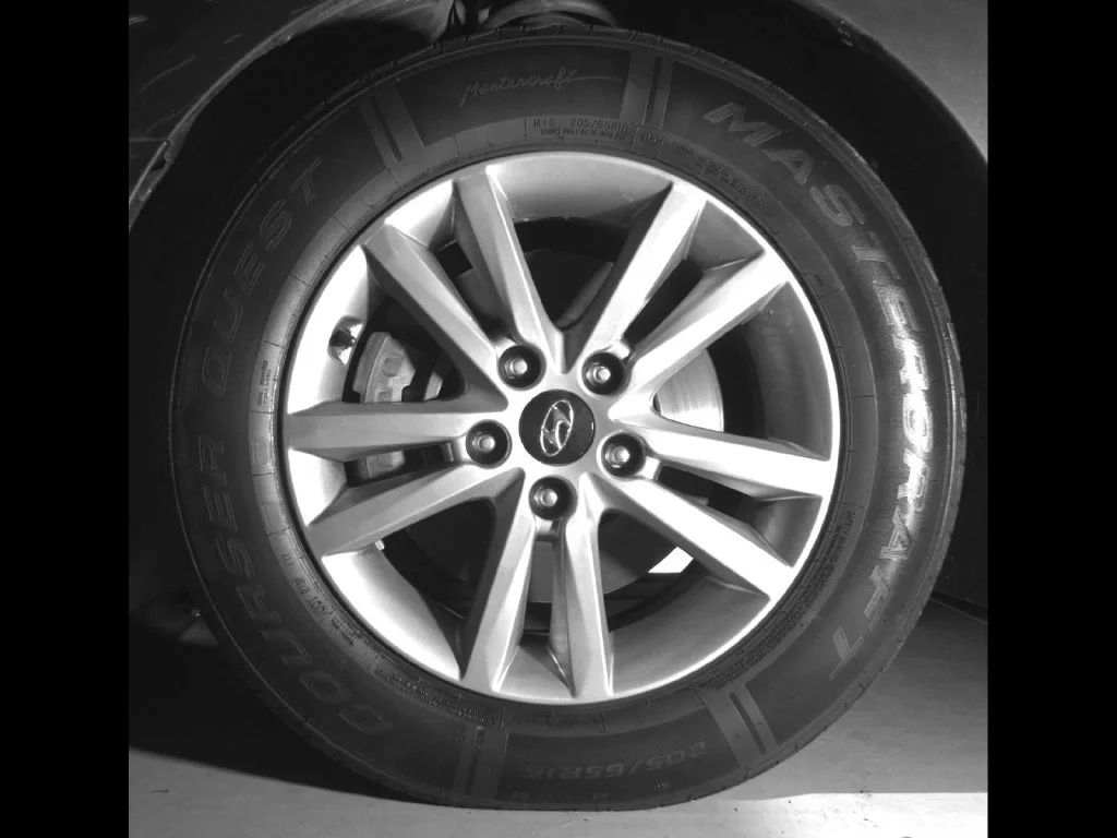 Used 2015 Blue Hyundai SE image 10