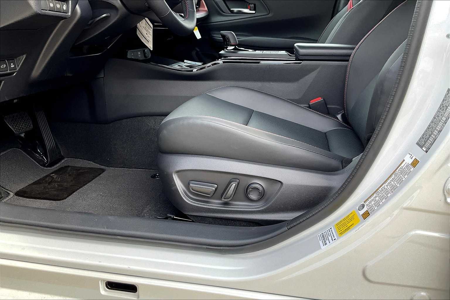 New 2026 Wind Chill Pearl Toyota XSE Premium image 20