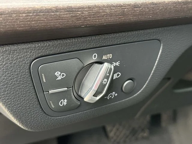 Used 2023  Audi 40 Premium Plus image 28