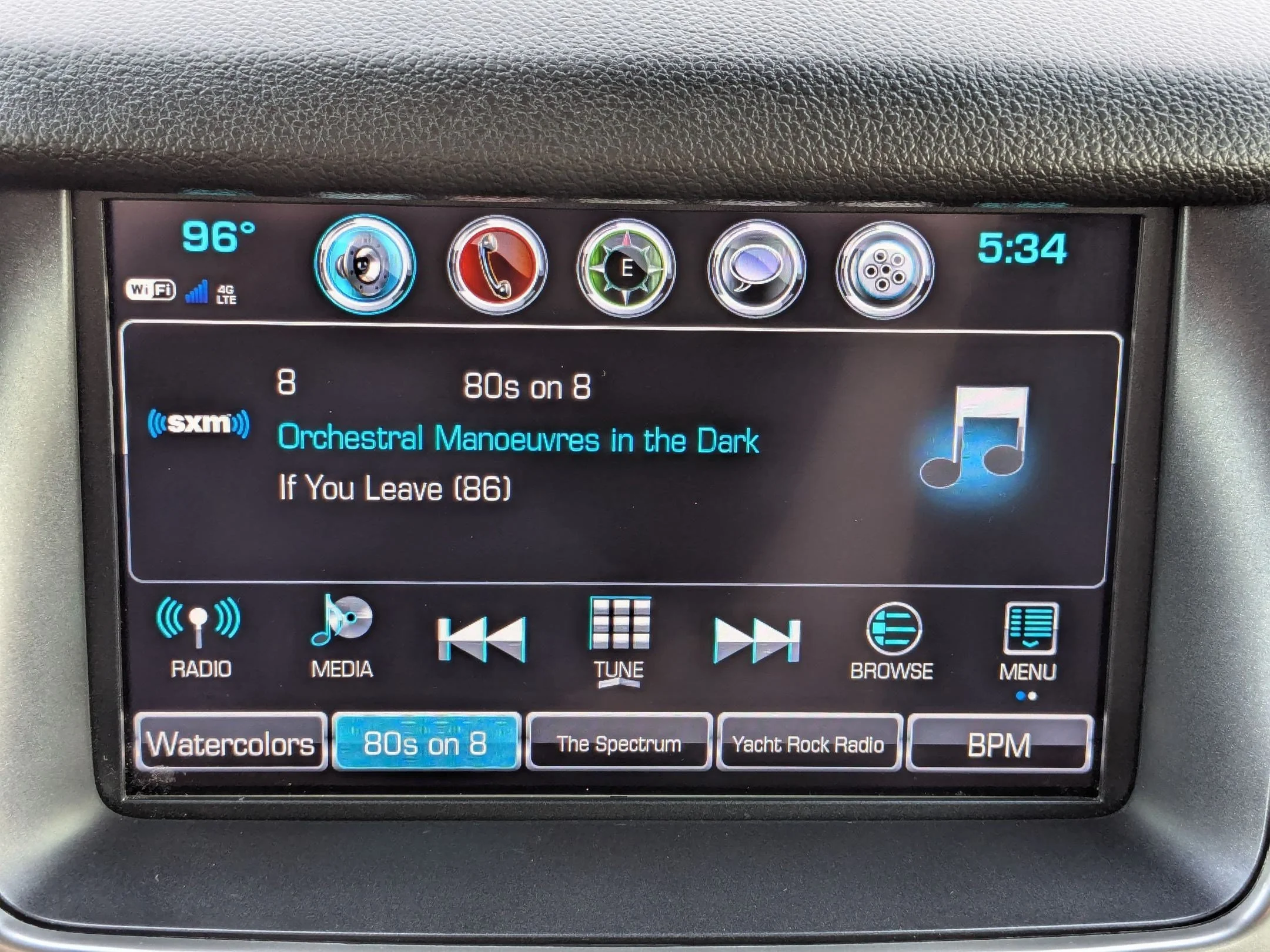 Used 2020 Black Chevrolet Premier image 20