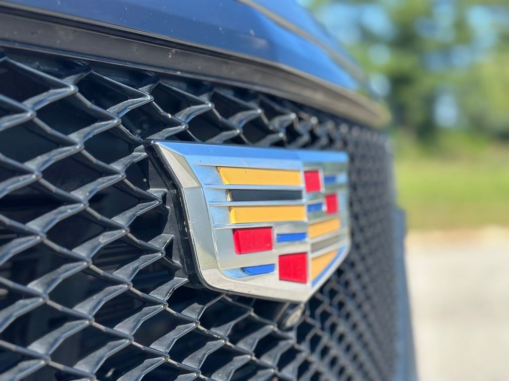 Used 2023 Silver Cadillac V-Series image 10