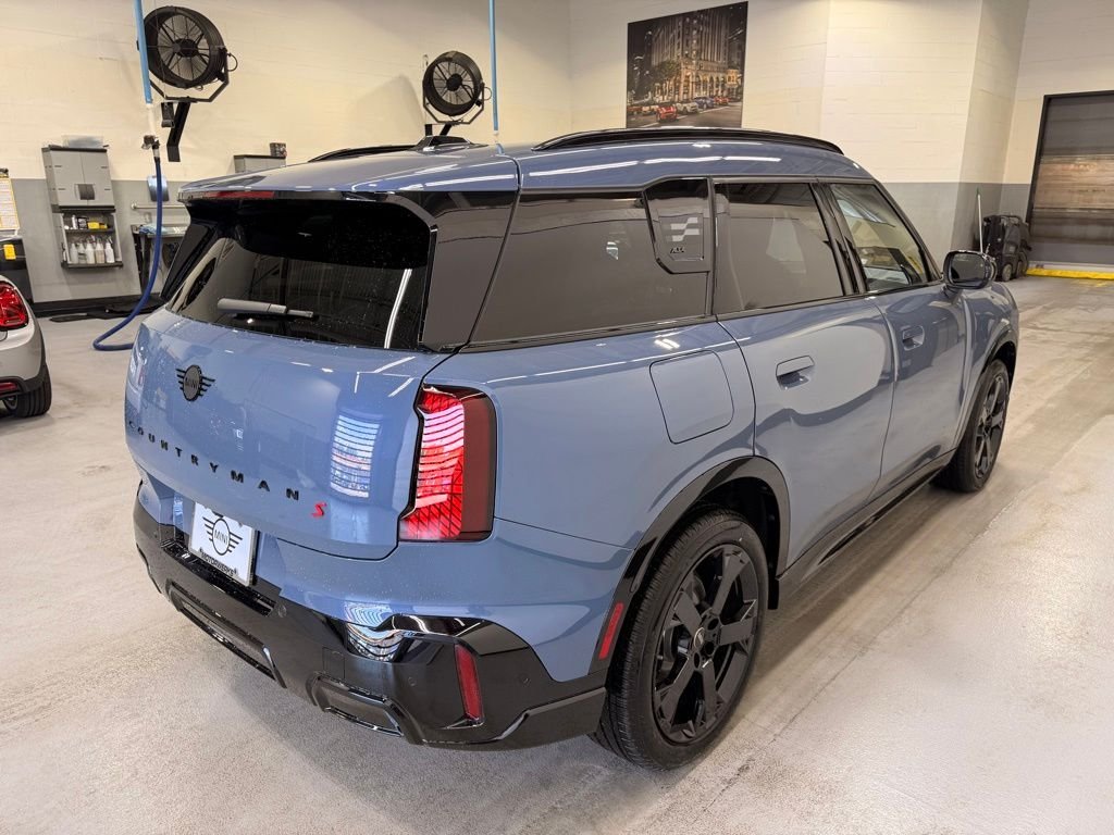 New 2027 Slate Blue Metallic MINI  image 6