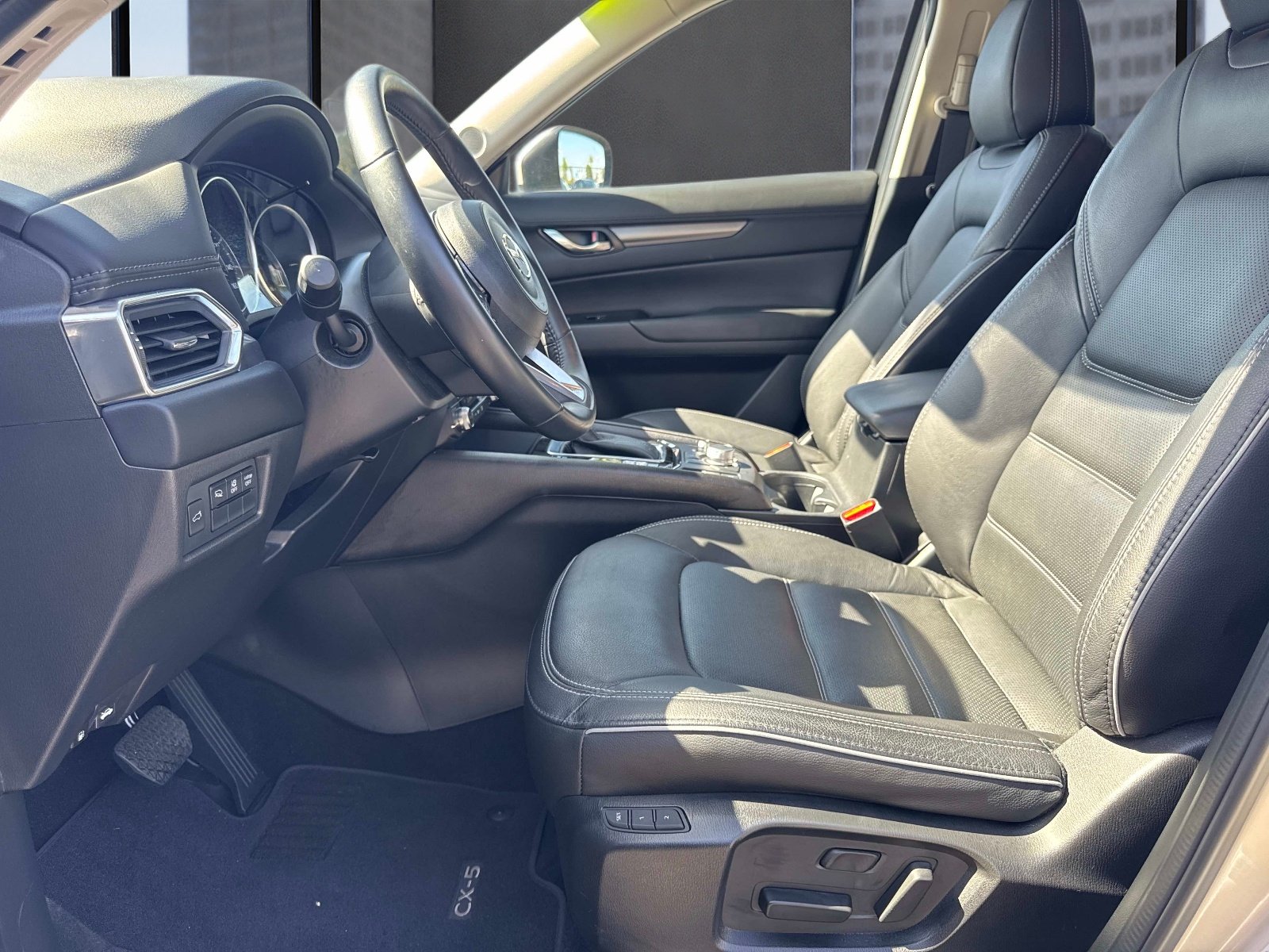 Certified Used 2025 Silver Mazda 2.5 S Preferred Package image 24