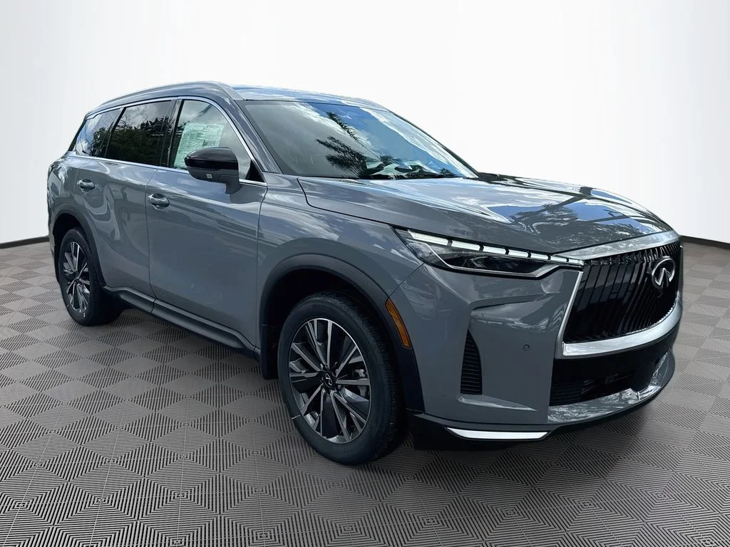 New 2027 Gray INFINITI LUXE image 3
