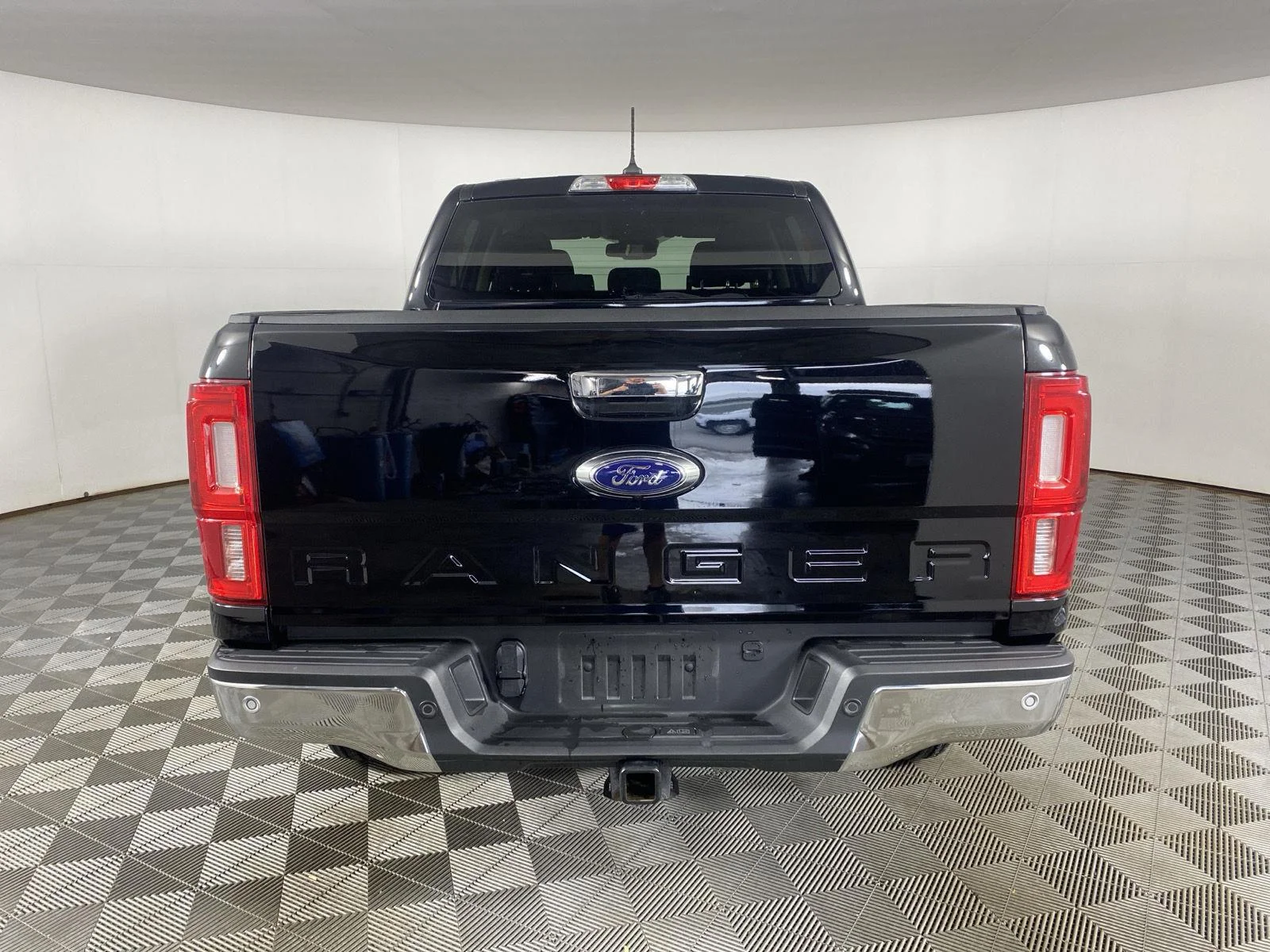 Used 2023 Shadow Black Ford XLT image 16