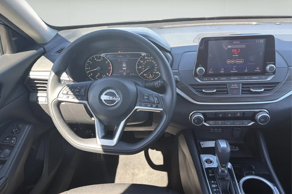 Used 2024 Black Nissan 2.5 SV image 21