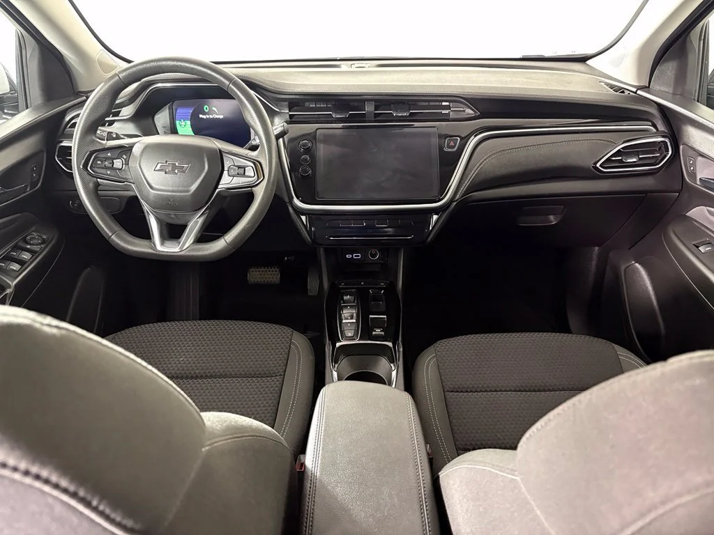 Certified Used 2023 SUMMIT WHITE Chevrolet LT image 34