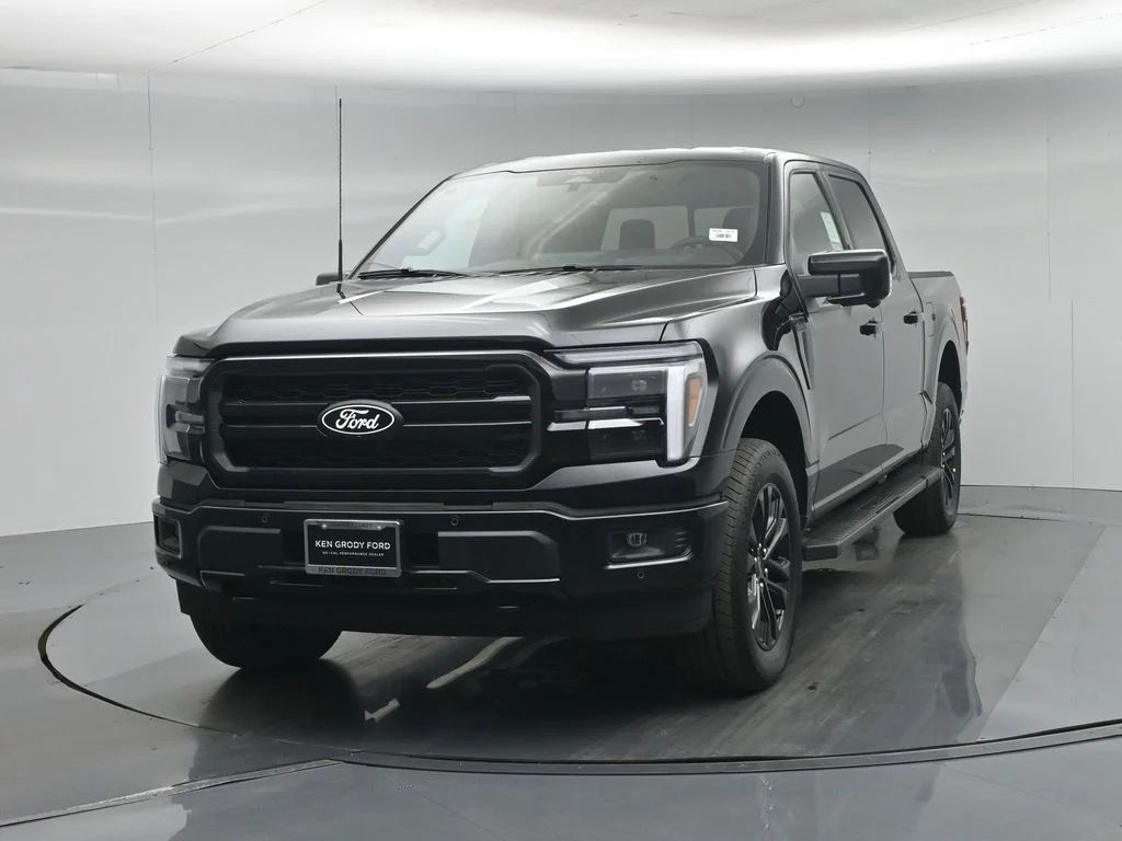 New 2026 Agate Black Metallic Ford Lariat image 57