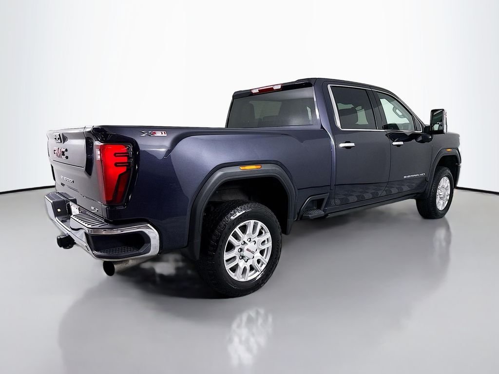 Used 2024 Silver GMC SLT image 9