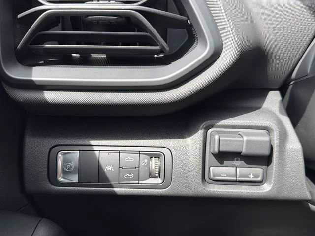 2026 Chevrolet Silverado EV LT - Photo 24