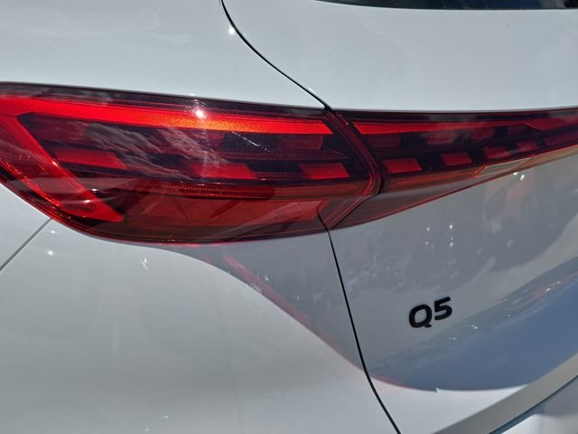 Used 2025 White Audi 2.0T Premium image 38