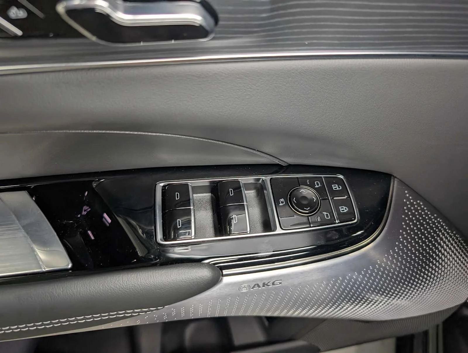 2026 Cadillac LYRIQ V - Photo 35