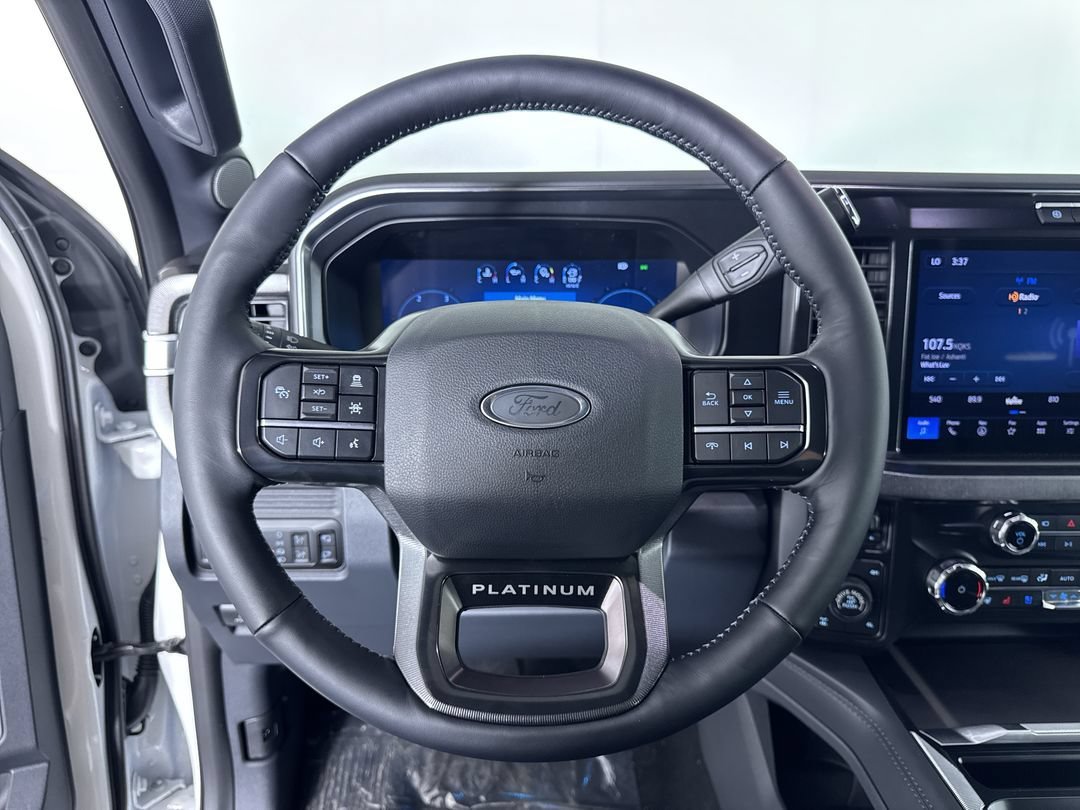New 2026 Star White Metallic Tri-Coat Ford Platinum image 16