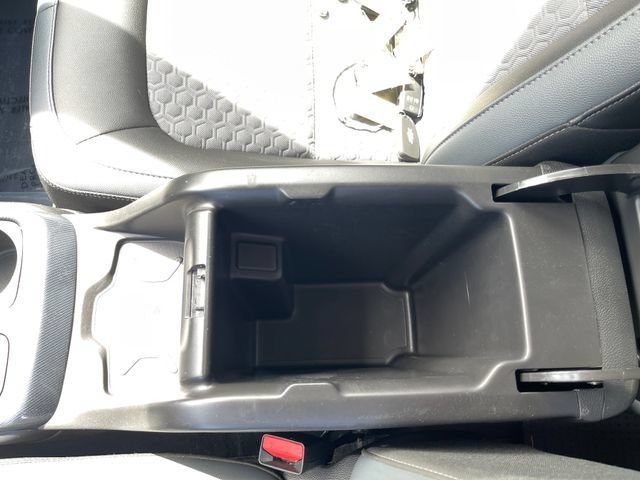 Used 2020 Red Chevrolet 4WD Z71 image 24