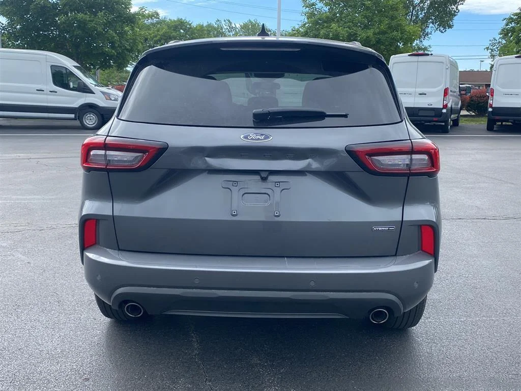 Used 2023 Carbonized Gray Ford ST-Line Select image 6