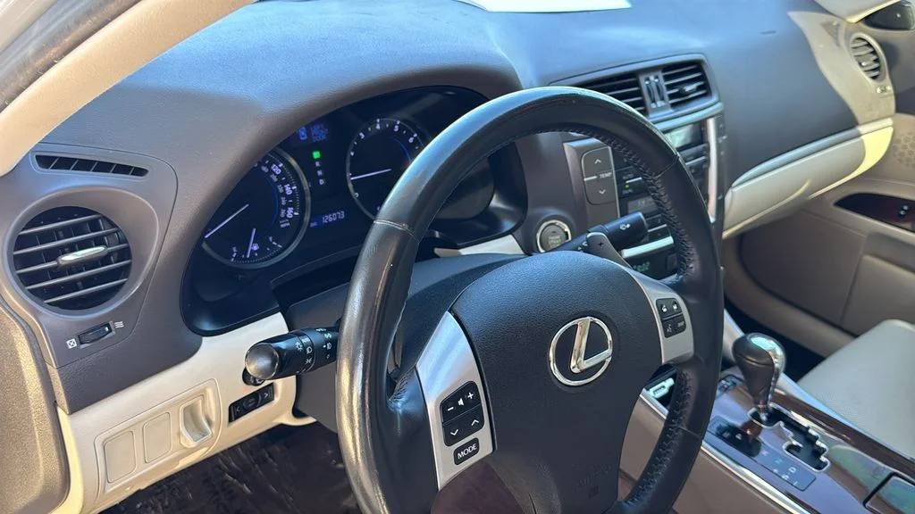 Used 2011 White Lexus 250 image 19