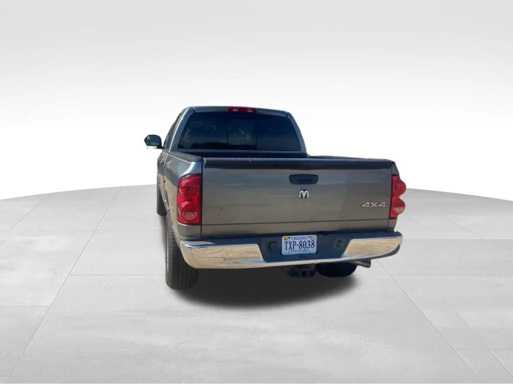 Used 2008 Gray Dodge SLT image 46