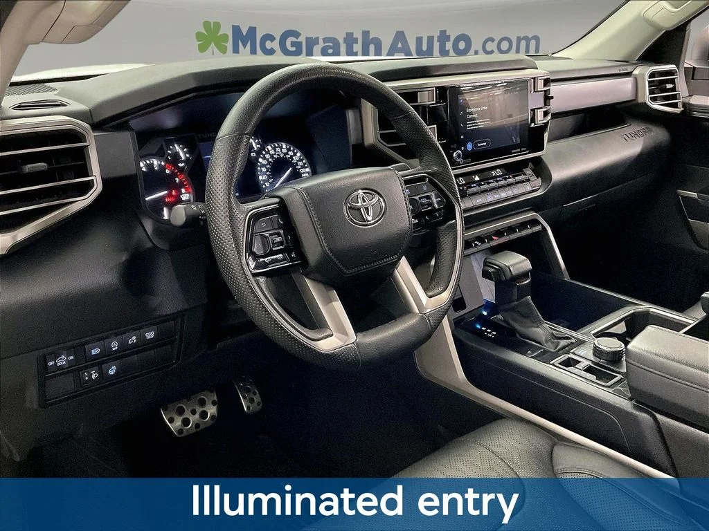 Used 2023 White Toyota SR5 image 18