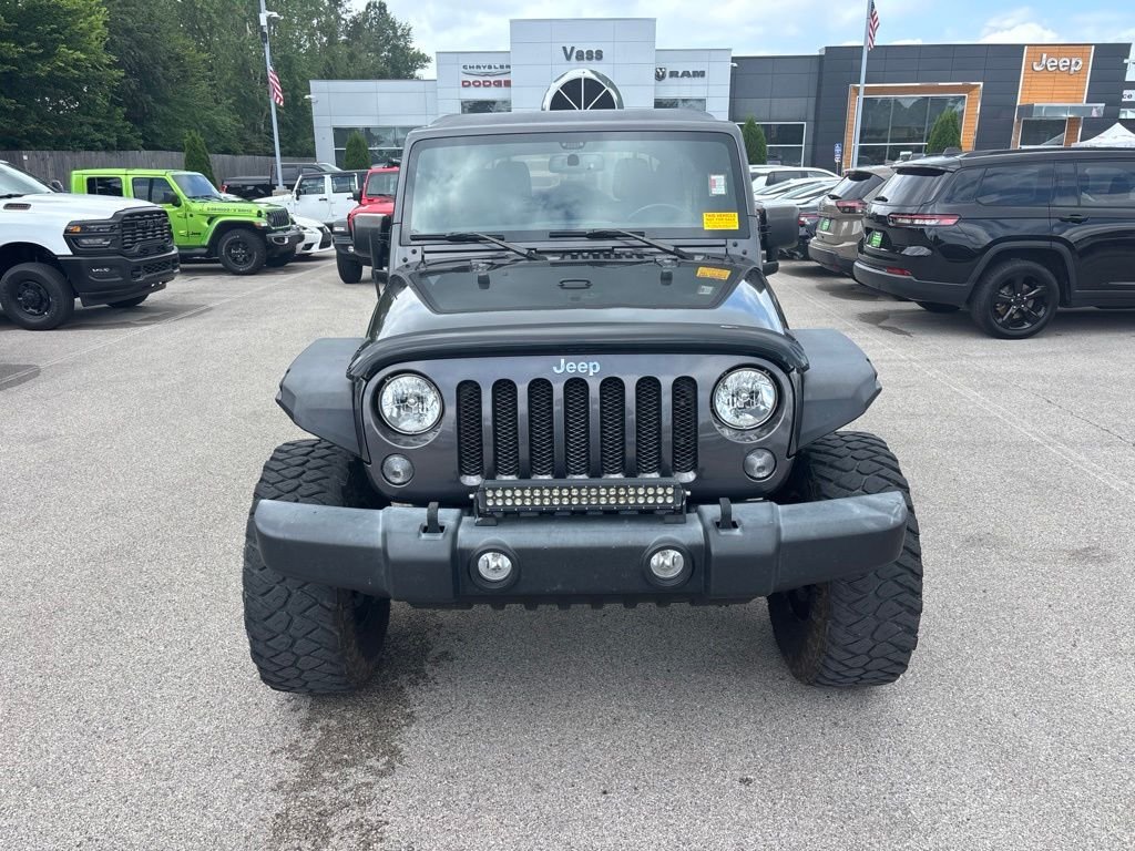 Used 2017 Gray Jeep Unlimited Sport image 8