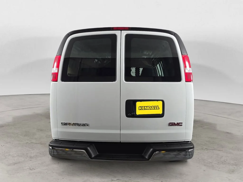 Used 2024 Summit White GMC Work Van image 4