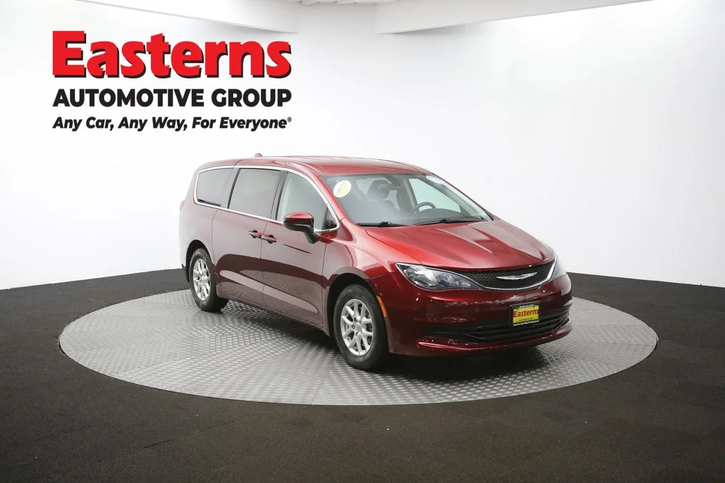 Used 2020 Red Chrysler LX image 49