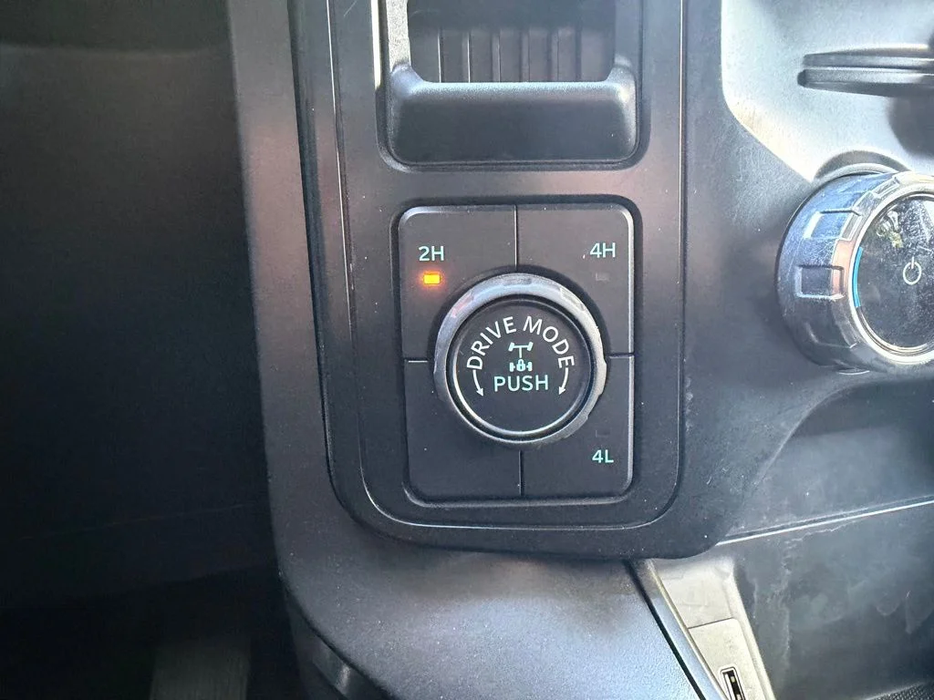 Used 2025 White Ford Tremor image 20