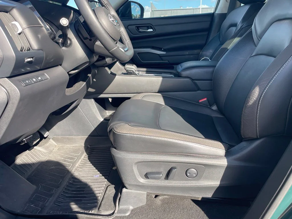 Certified Used 2024 Black Nissan SL image 13