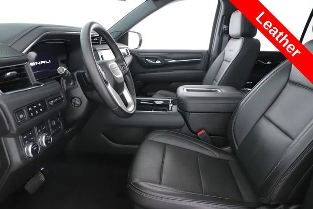 Used 2023 White GMC Denali image 17