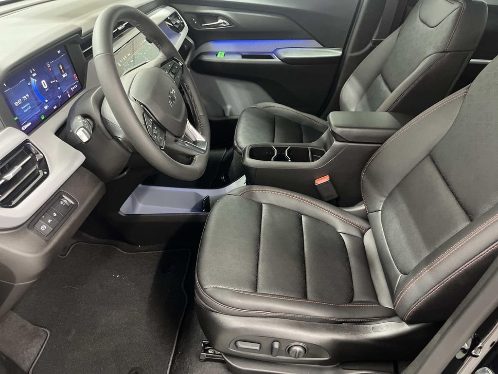 2027 Chevrolet Bolt RS - Photo 11