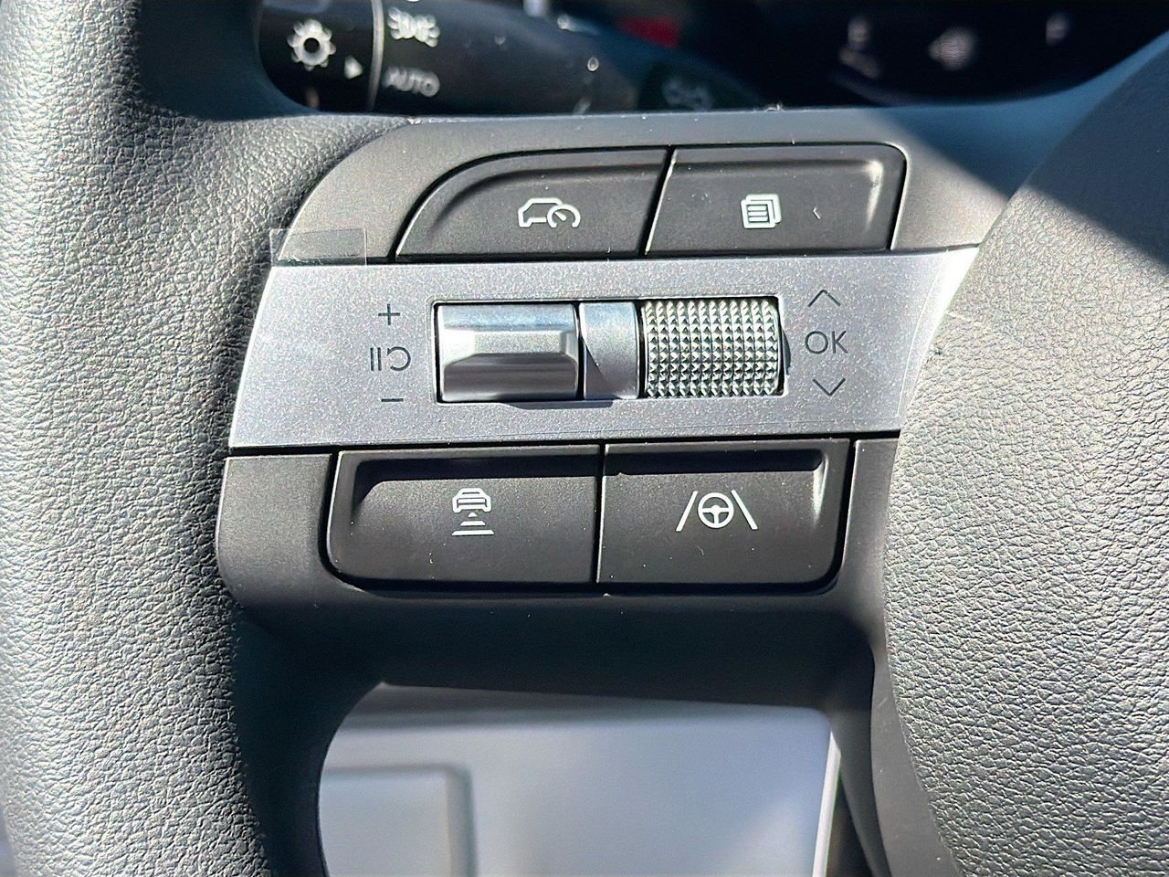New 2026 Serenity White Pearl Hyundai SEL FWD image 29