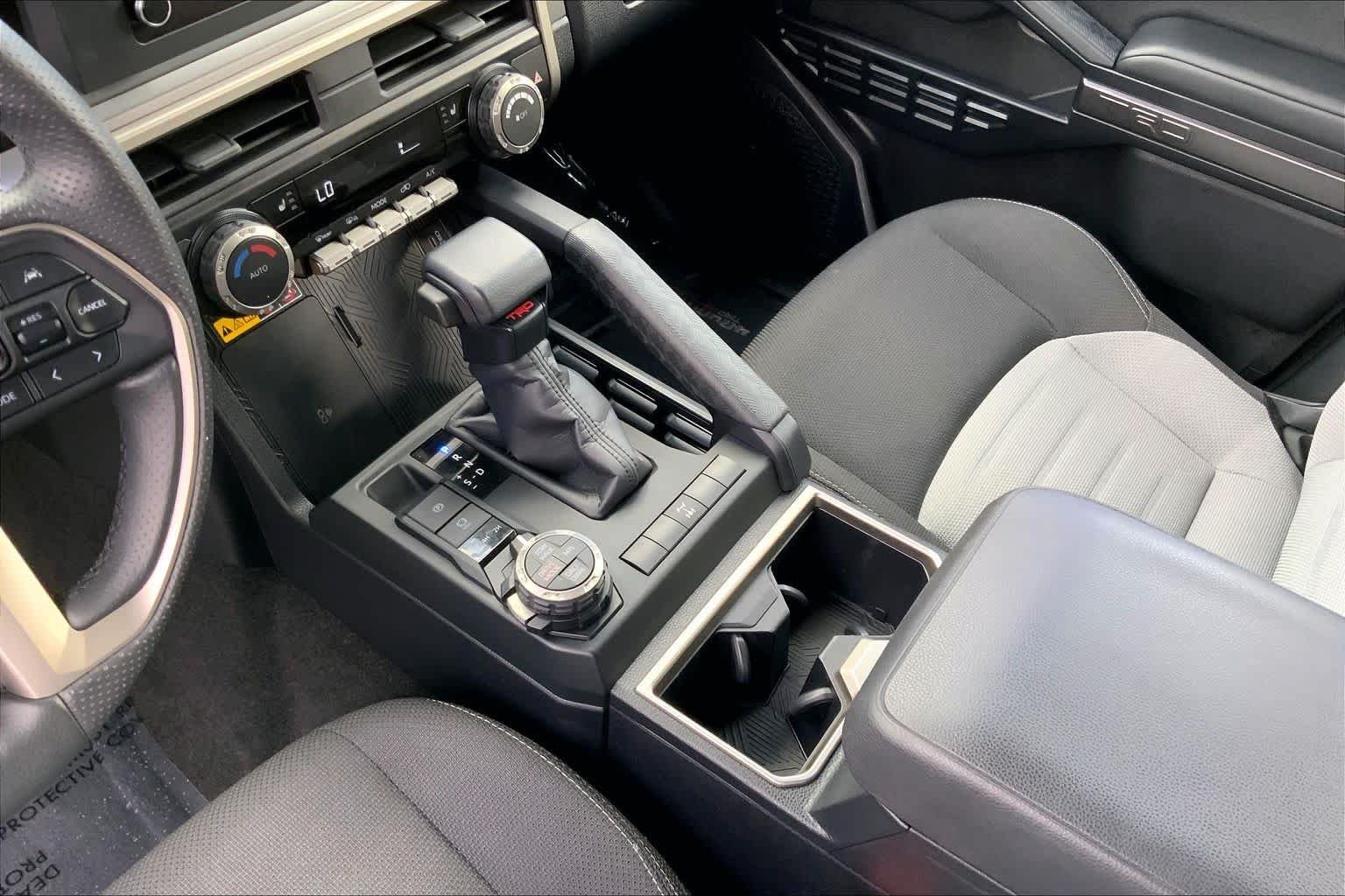 2025 Toyota 4Runner TRD Off-Road - Photo 17