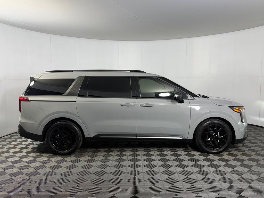 Used 2025 White Kia SX Prestige image 6