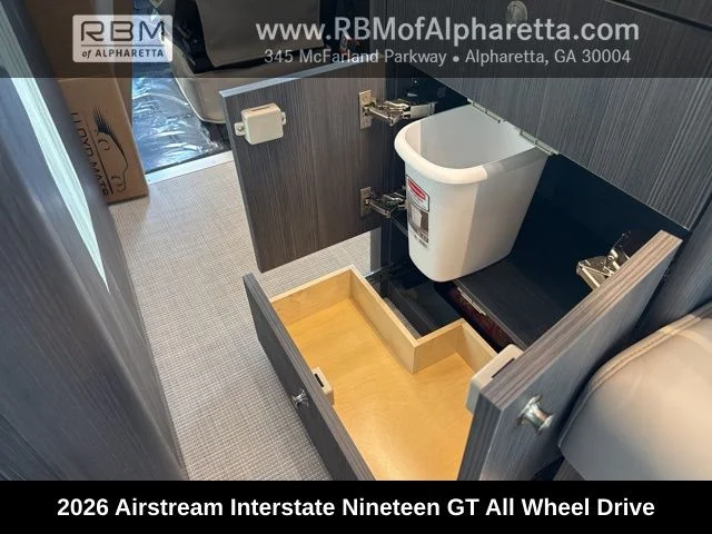 New 2026 Silver Airstream All Wheel Drive image 43