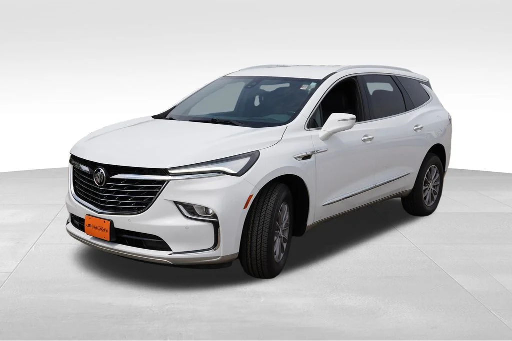 Used 2022 Summit White Buick Premium Group image 11