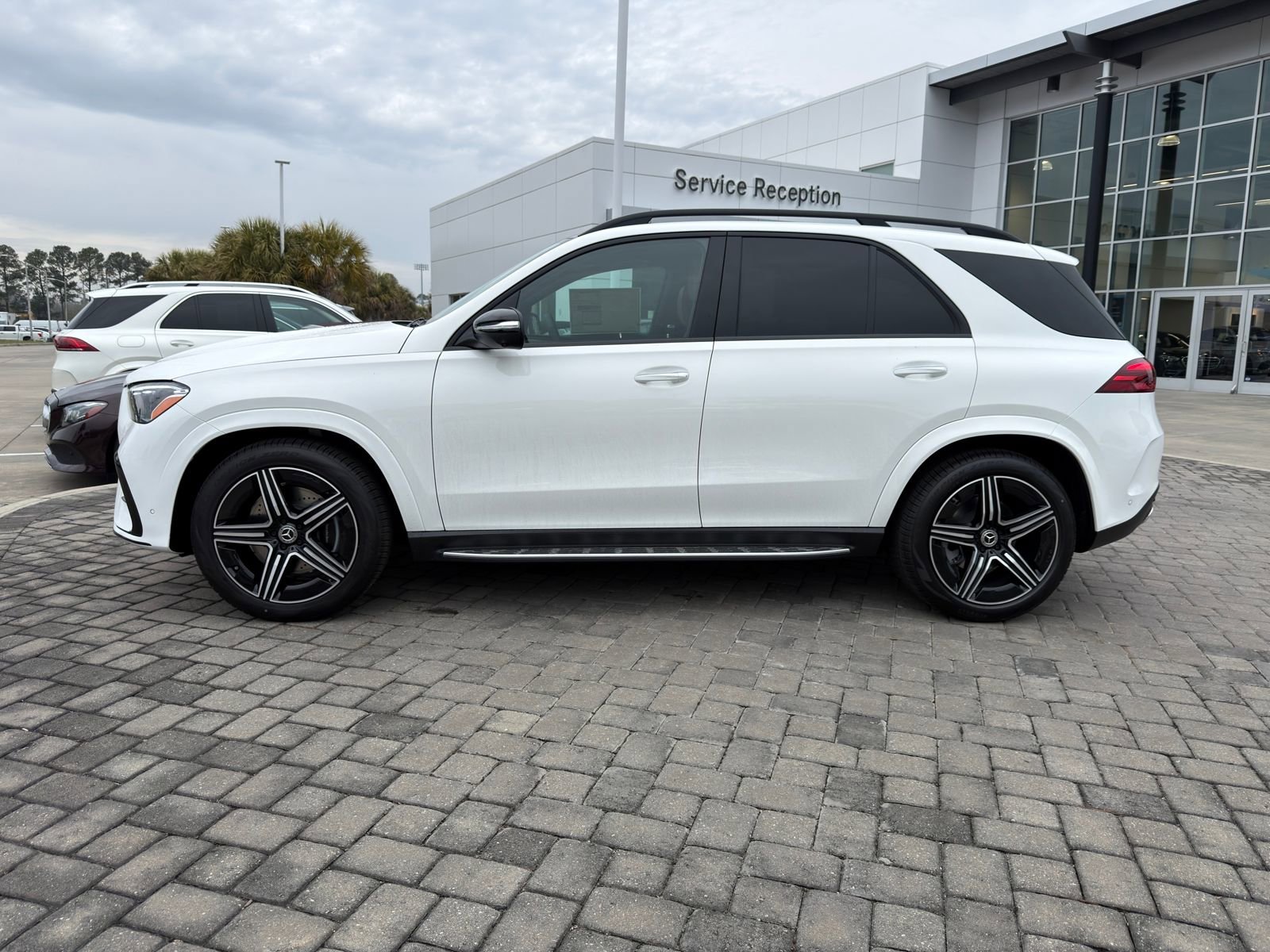 New 2026 Polar White Mercedes-Benz GLE 450 image 37