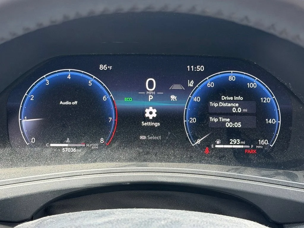 Used 2024 Off-white Toyota Limited image 34