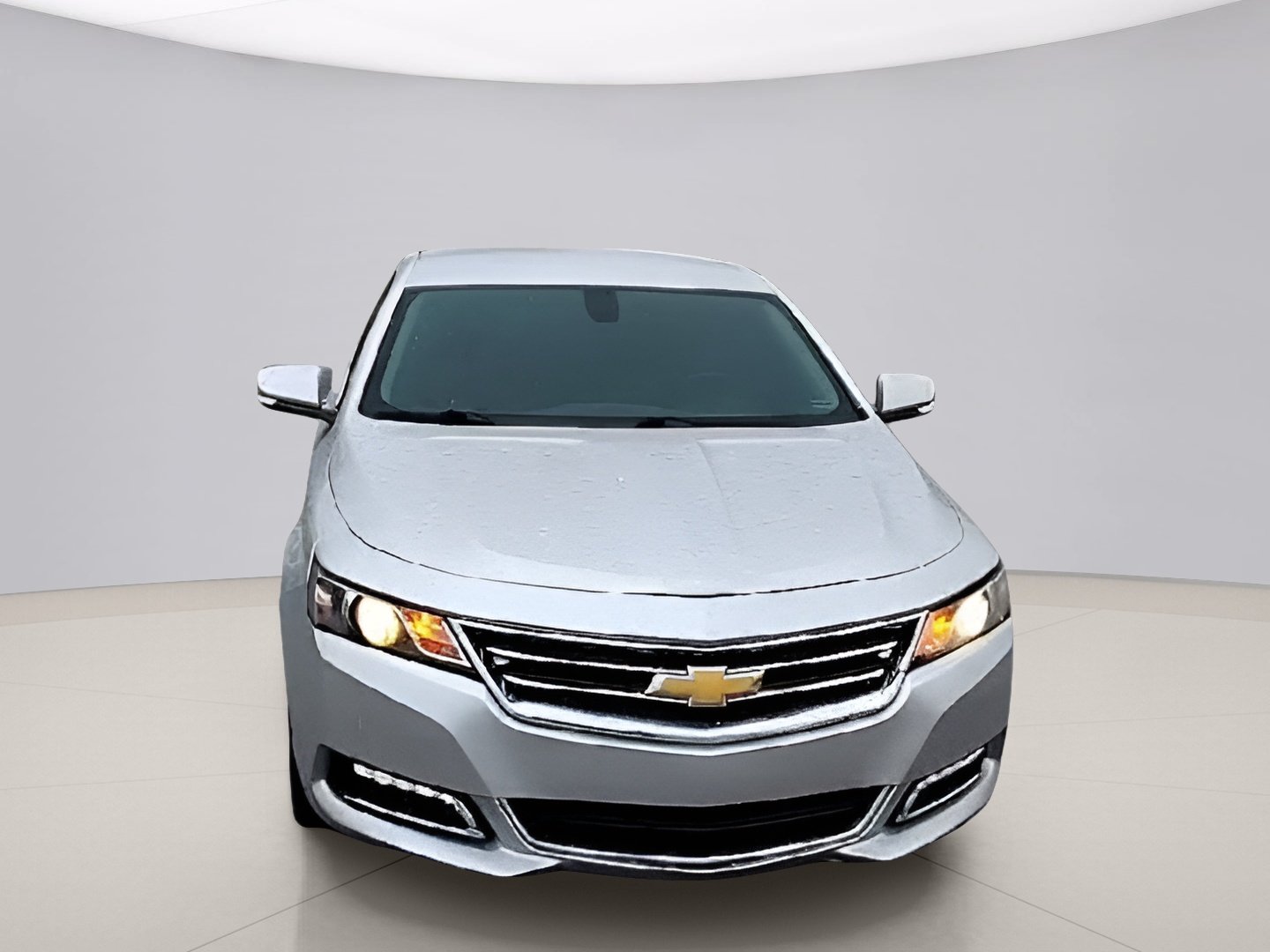 Used 2018 Silver Chevrolet LT image 7