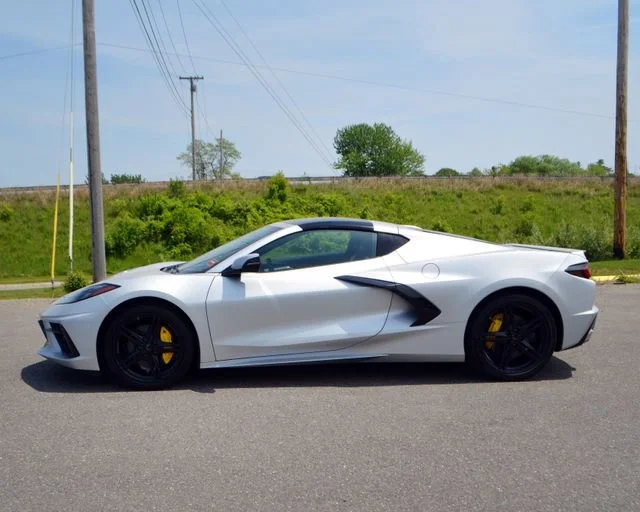 2026 Chevrolet Corvette 2LT - Photo 2