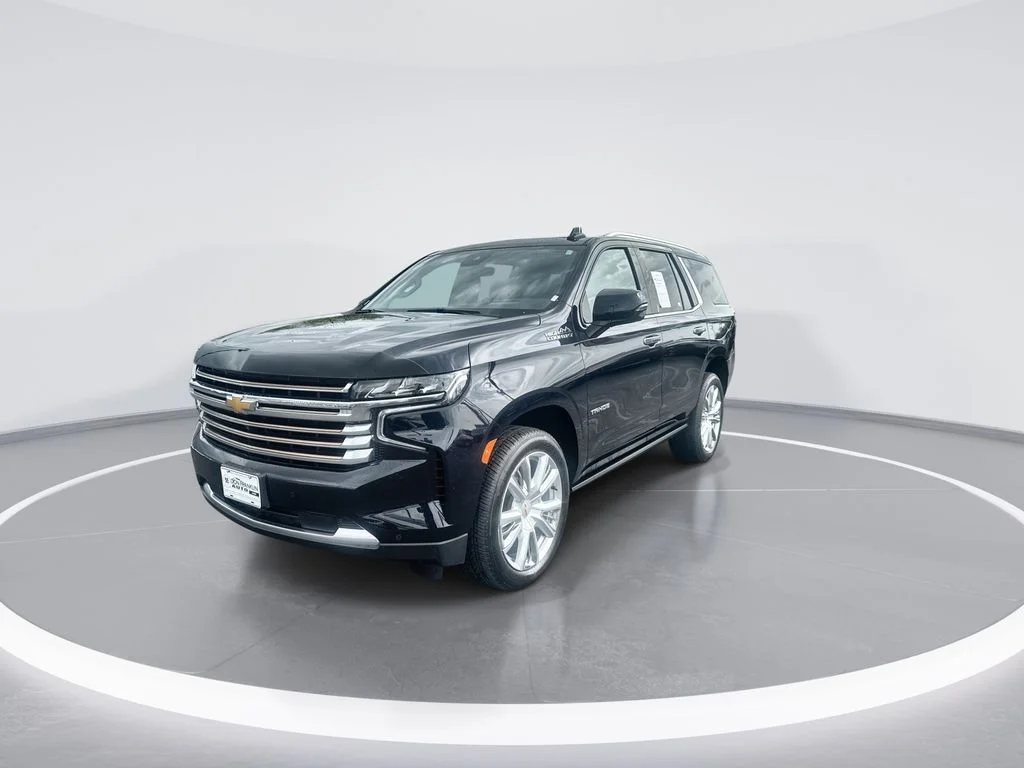 Used 2024 Blue Chevrolet High Country image 4
