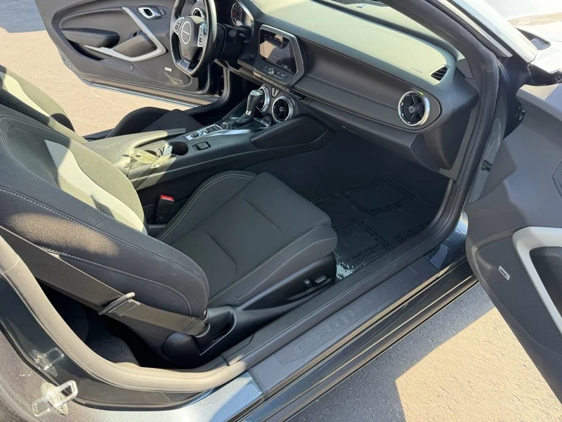 Used 2022 Shadow Gray Metallic Chevrolet LT1 image 15