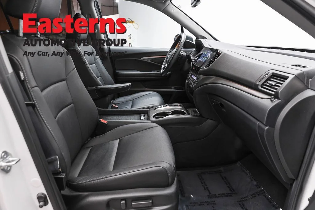 Used 2022 White Honda Special Edition image 25