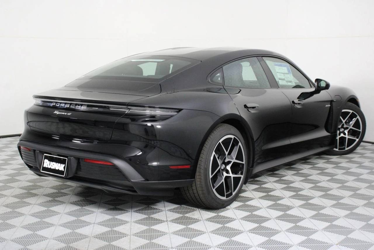 Certified Used 2026 Black Porsche 4 image 7