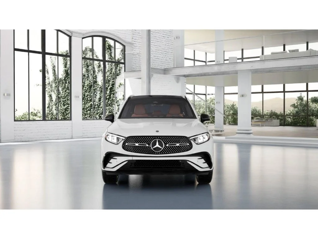New 2027 Polar White Mercedes-Benz GLC 300 image 7
