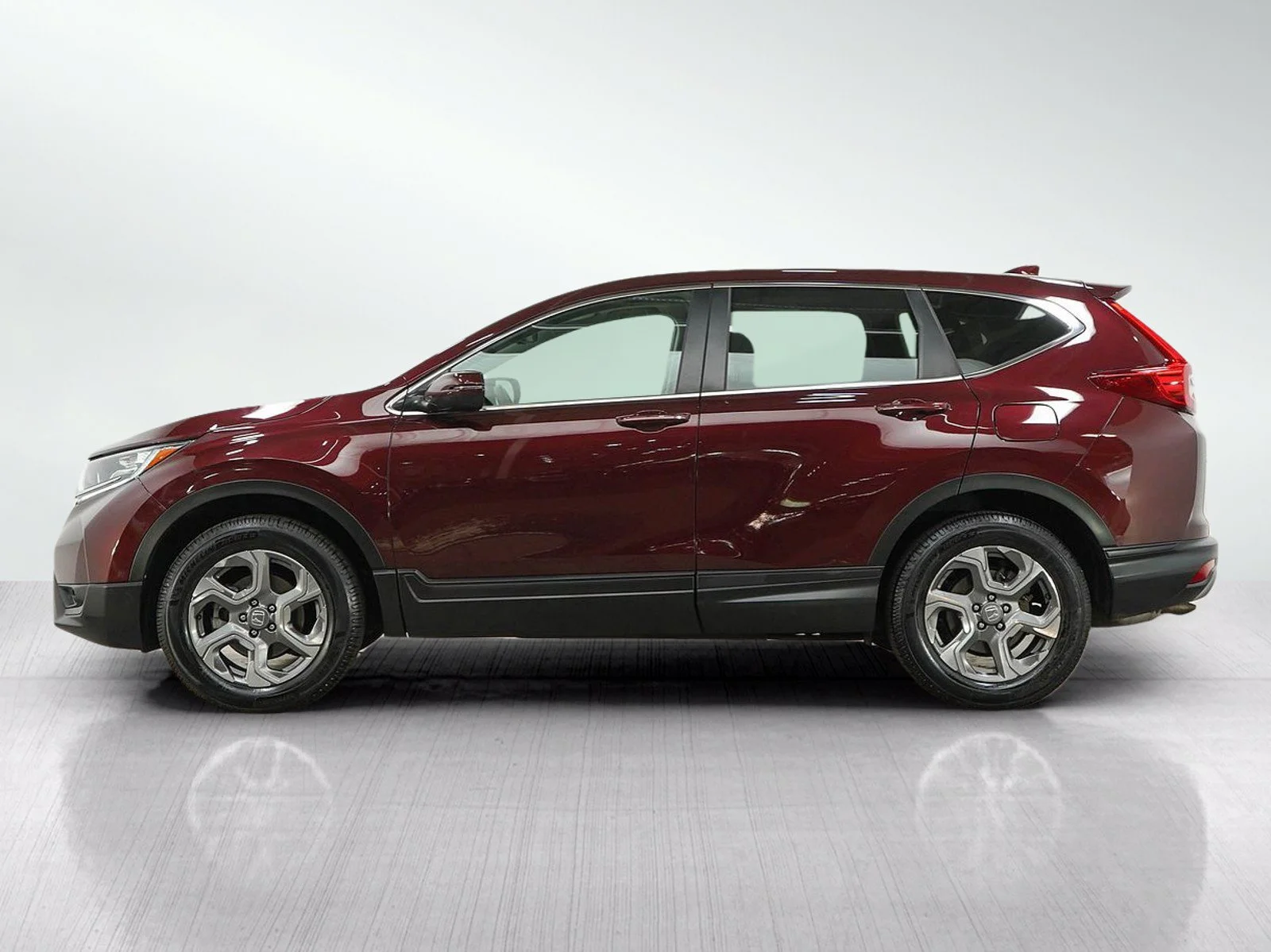 Used 2017  Honda EXL image 2