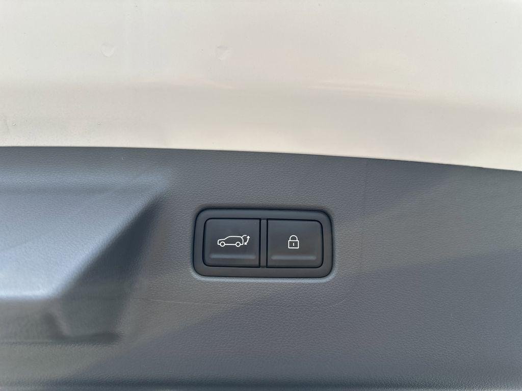 New 2026 Serenity White Hyundai SEL FWD image 25