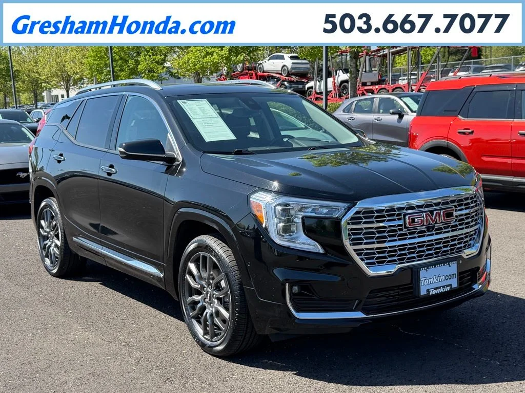 2022 GMC Terrain Denali AWD's photo