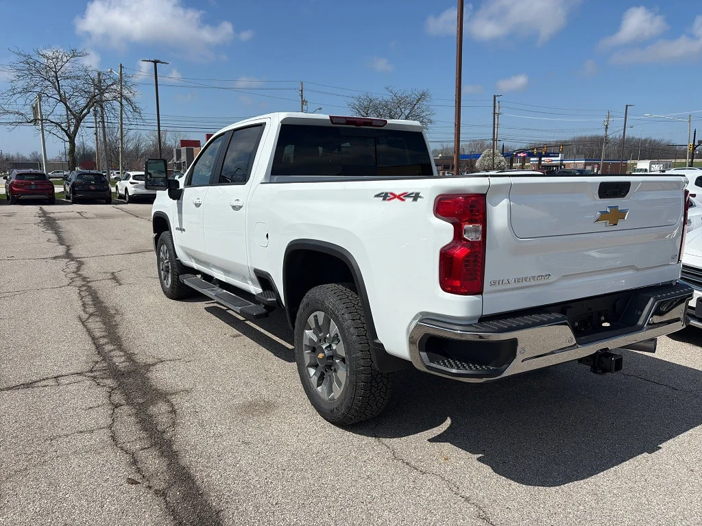 New 2026 Summit White Chevrolet LT image 3