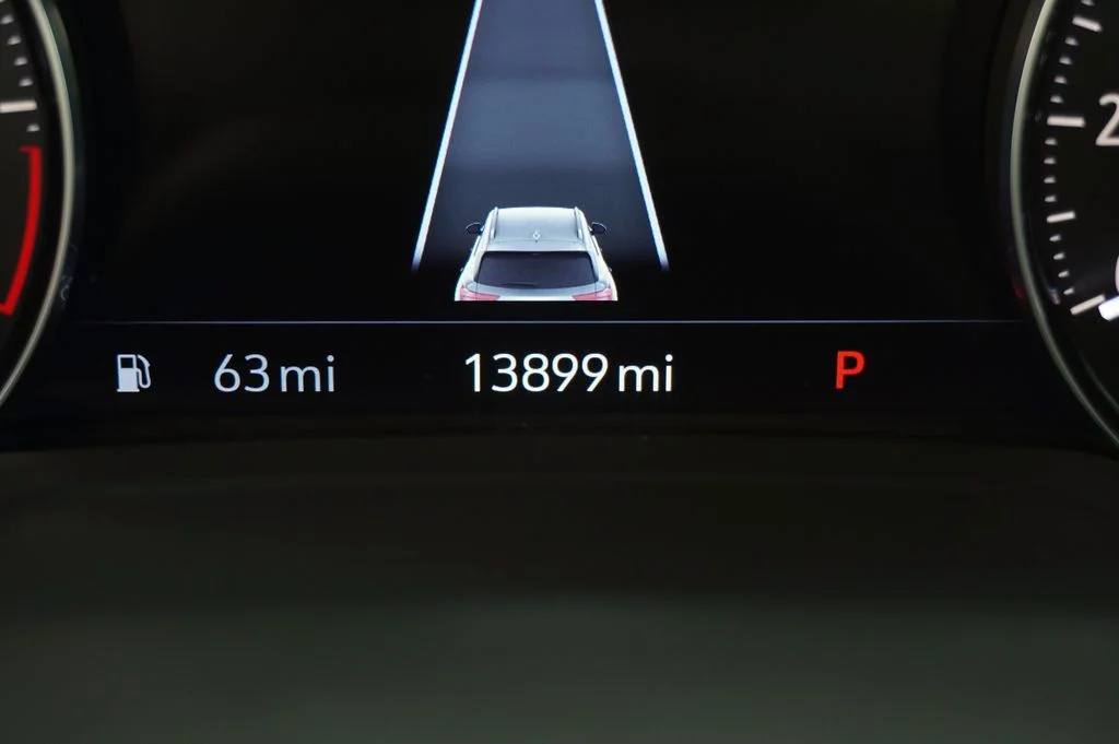 Used 2021 Blue Buick Essence image 18